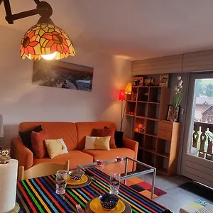 Vintage Chic -central, Wifi, Mountain View Les Carroz d'Araches